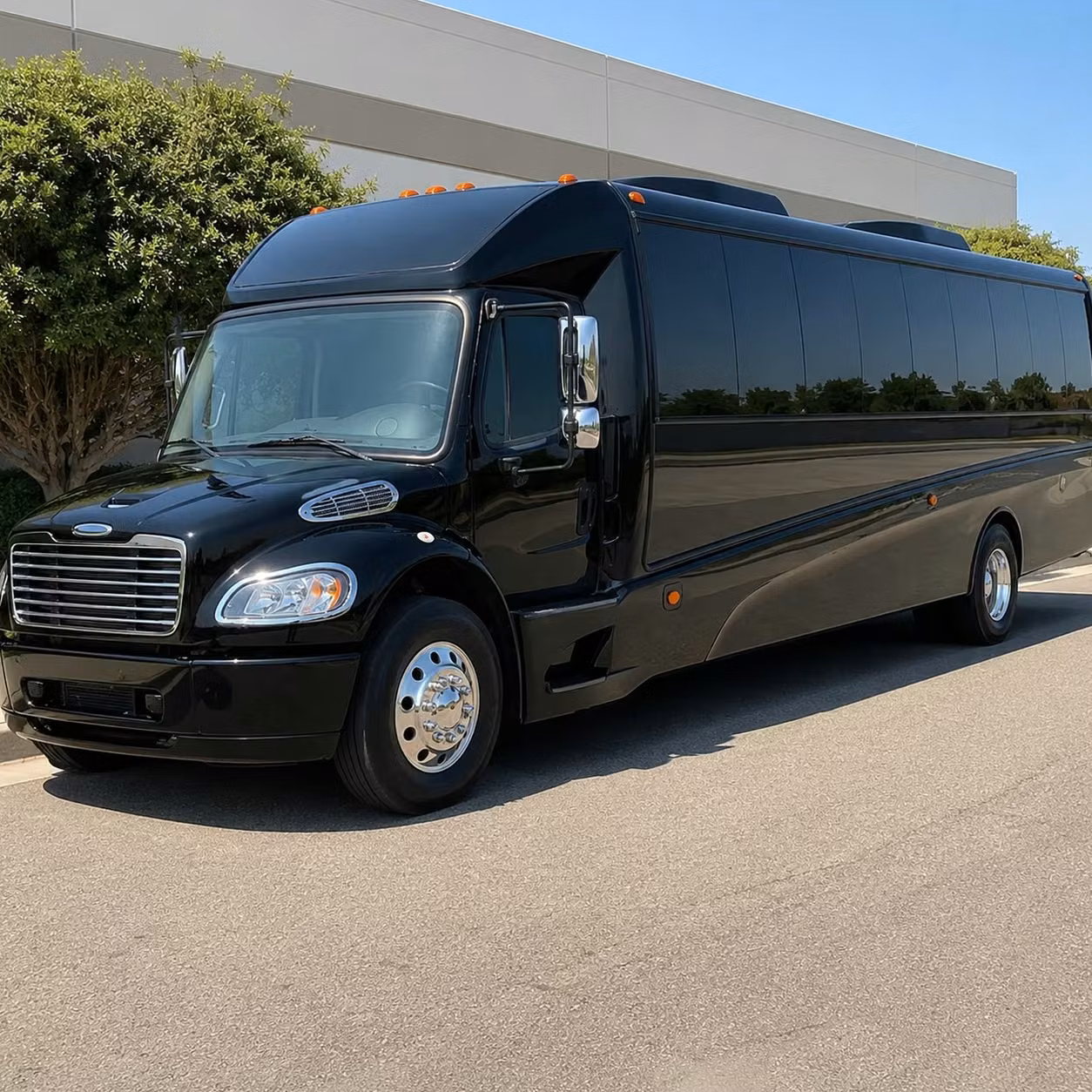 minibus rentals for smaller prom groups in north little rock