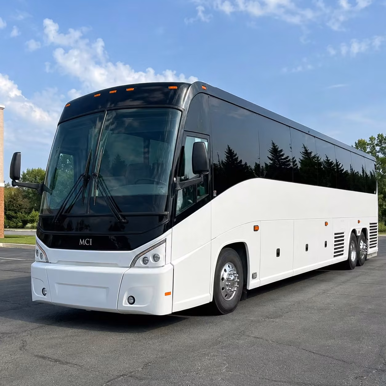 sports fan bus rentals for arkansas travelers heading to major venues